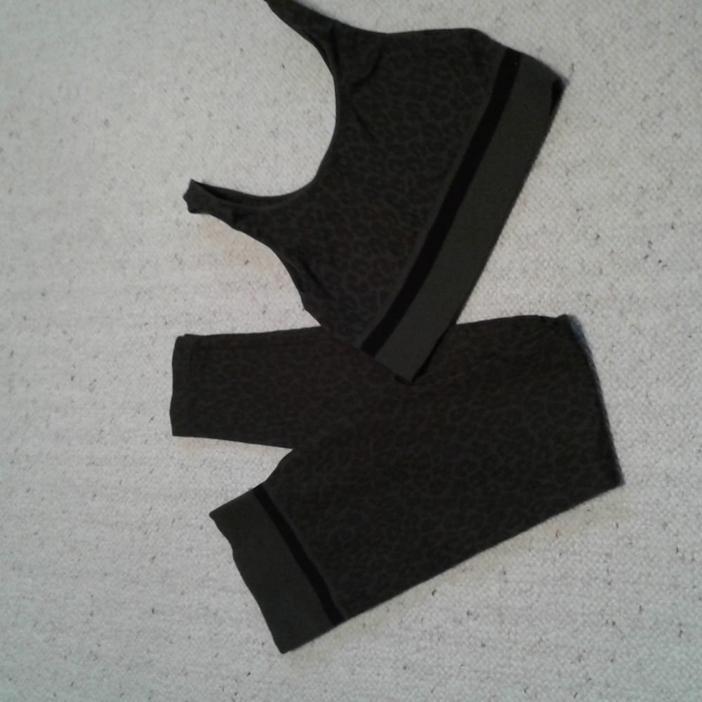 Work out outfit in great shape
